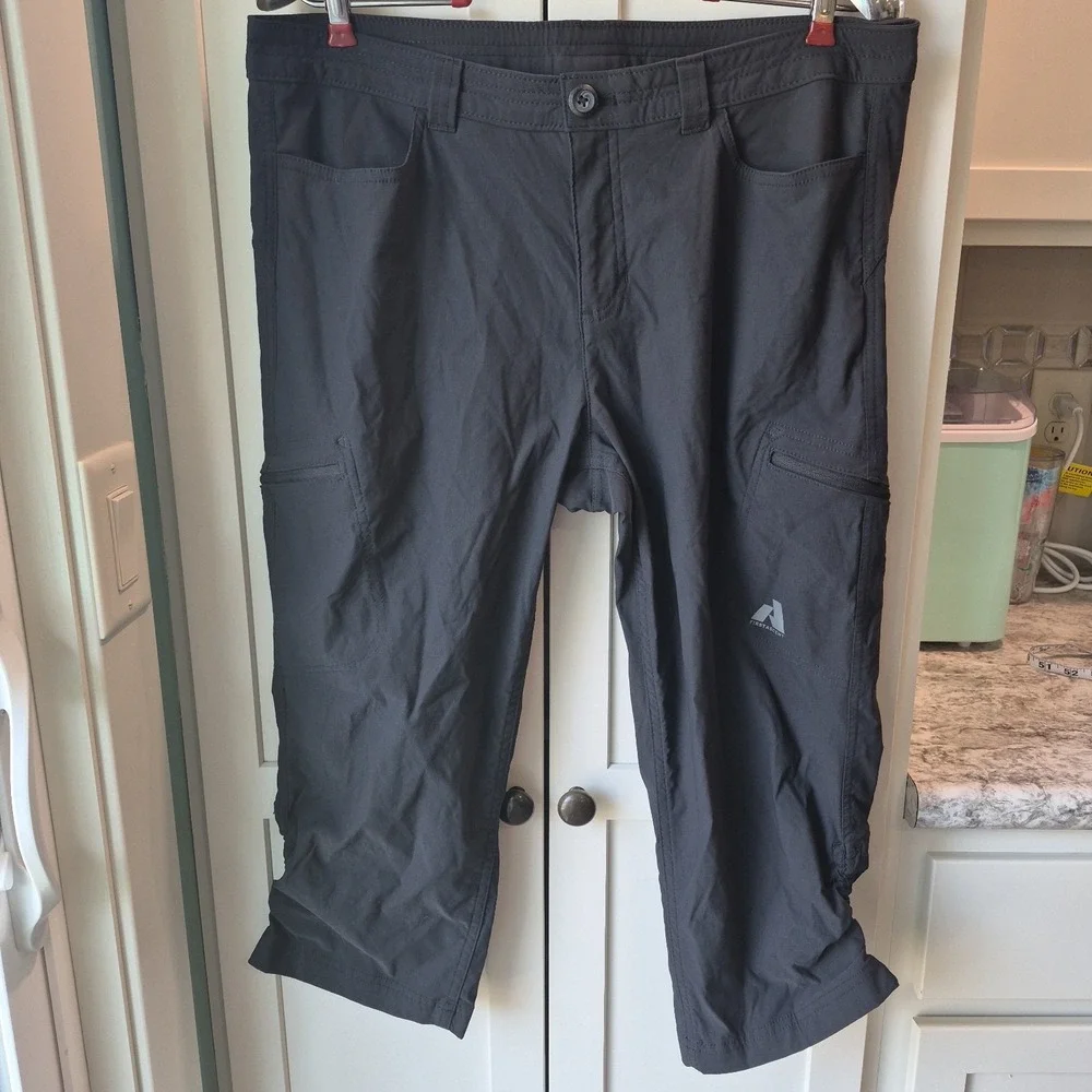 Eddie Bauer Cropped Hiking Pants Womens Size 12 Ruched Legs Black - Picture 1 of 12